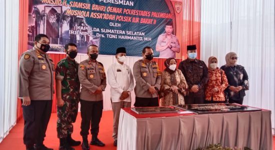 Suasana Peresmian Masjid Sjamsul Bahri Oemar di Lingkungan Polrestabes Palembang