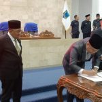 Bertempat di ruang sidang utama DPRD Kabupaten Lahat pada Senin 5 September 2022 dihadiri langsung oleh Bupati Lahat CiK Ujang SH didampingi H.Haryanto SE, MM, MBA, Chandra SH, MM selaku Sekda Lahat beserta Kepala OPD, Staf Ahli, Kaban, Camat, Lurah, TPKK Kabupaten Lahat beserta undangan lainnya. Fitrizal ST, MSi memimpin rapat